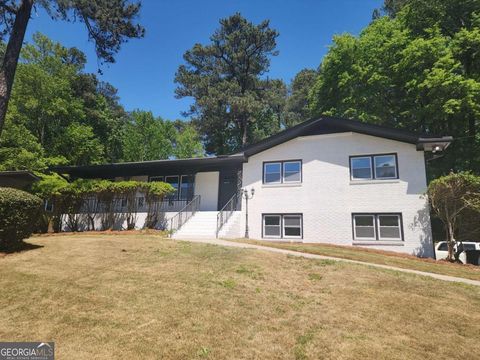 Photo of 2877 Pine Needle Drive, Atlanta, GA 30344 (MLS # 10735027)