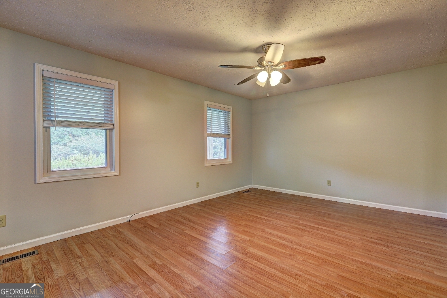 3681 Chestnut Lake CT