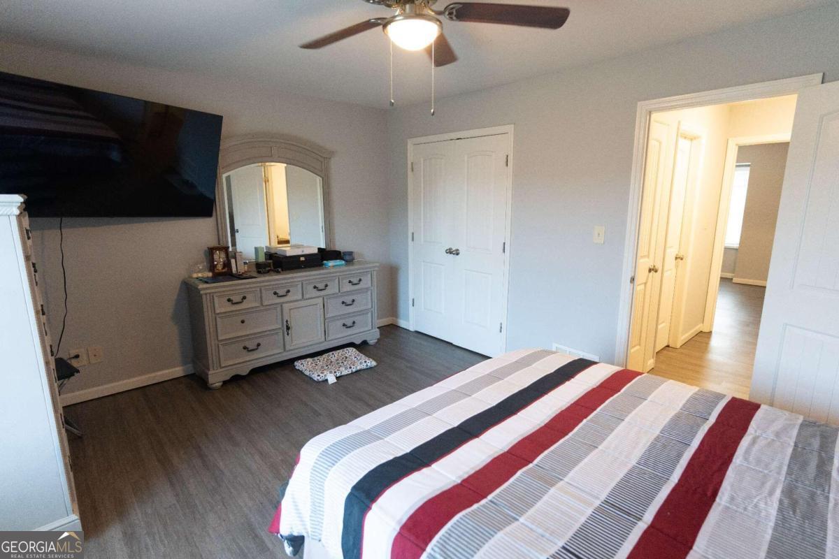Oakridge Condo - Residential