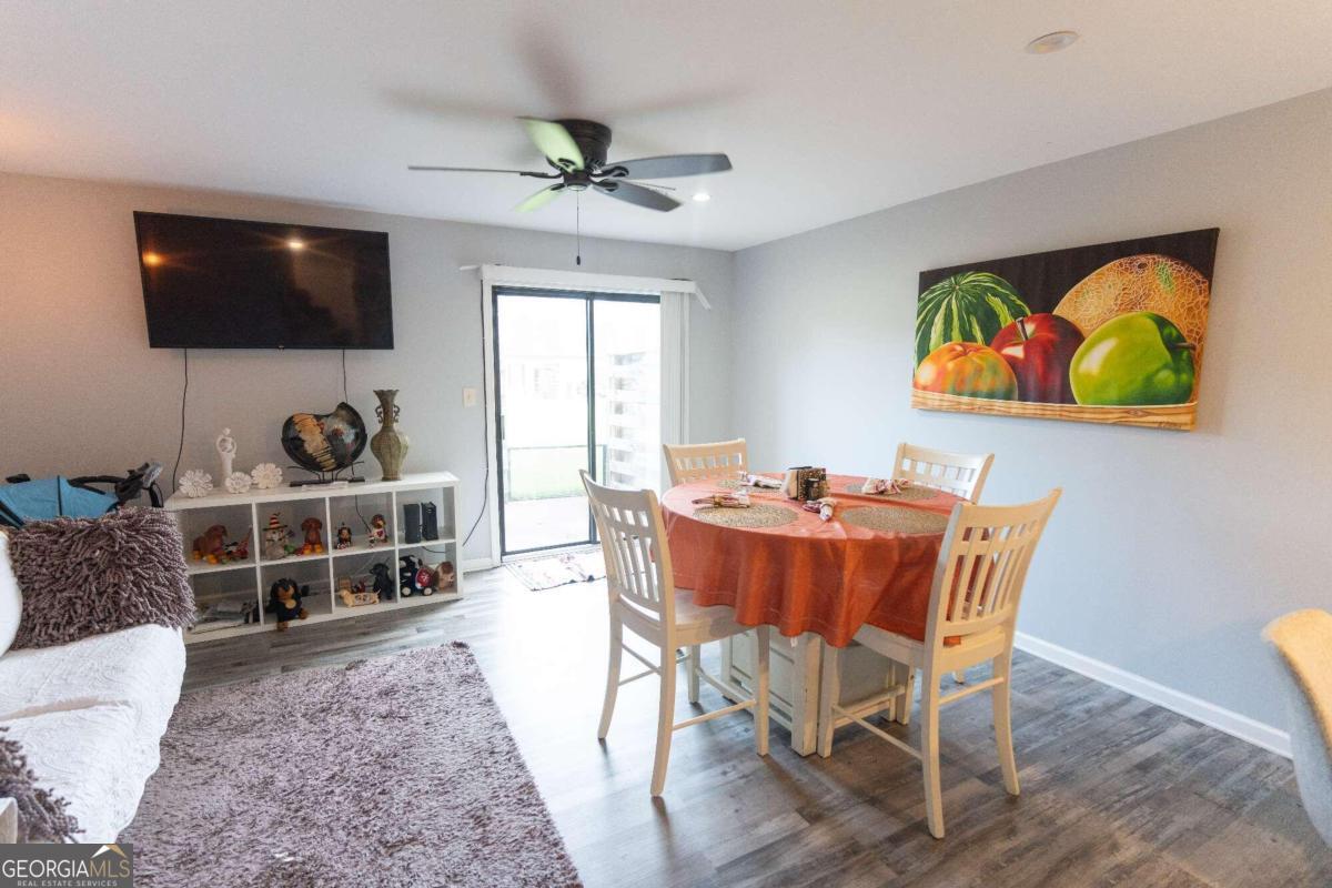 Oakridge Condo - Residential