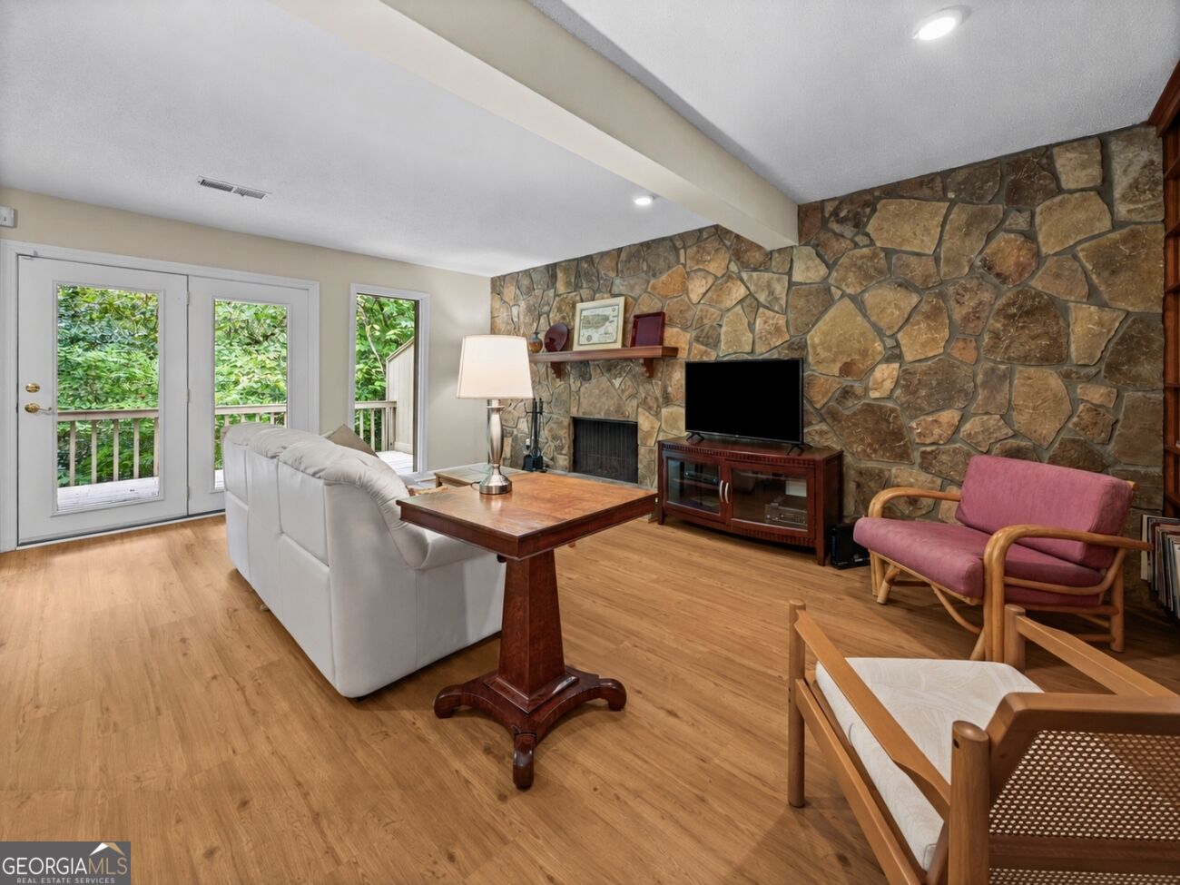 1237 Druid Knoll DR NE