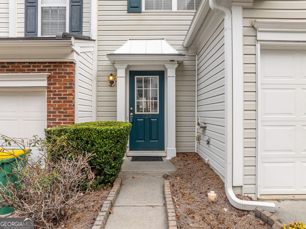 Photo of 129 Regent Place, Woodstock, GA 30188 (MLS # 10699306)