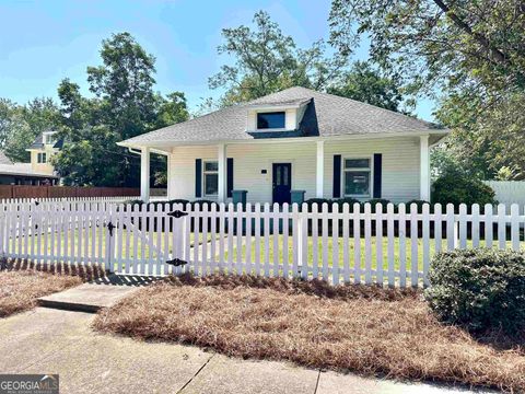 Photo of 1596 Mercer Avenue, College Park, GA 30337 (MLS # 10654347)