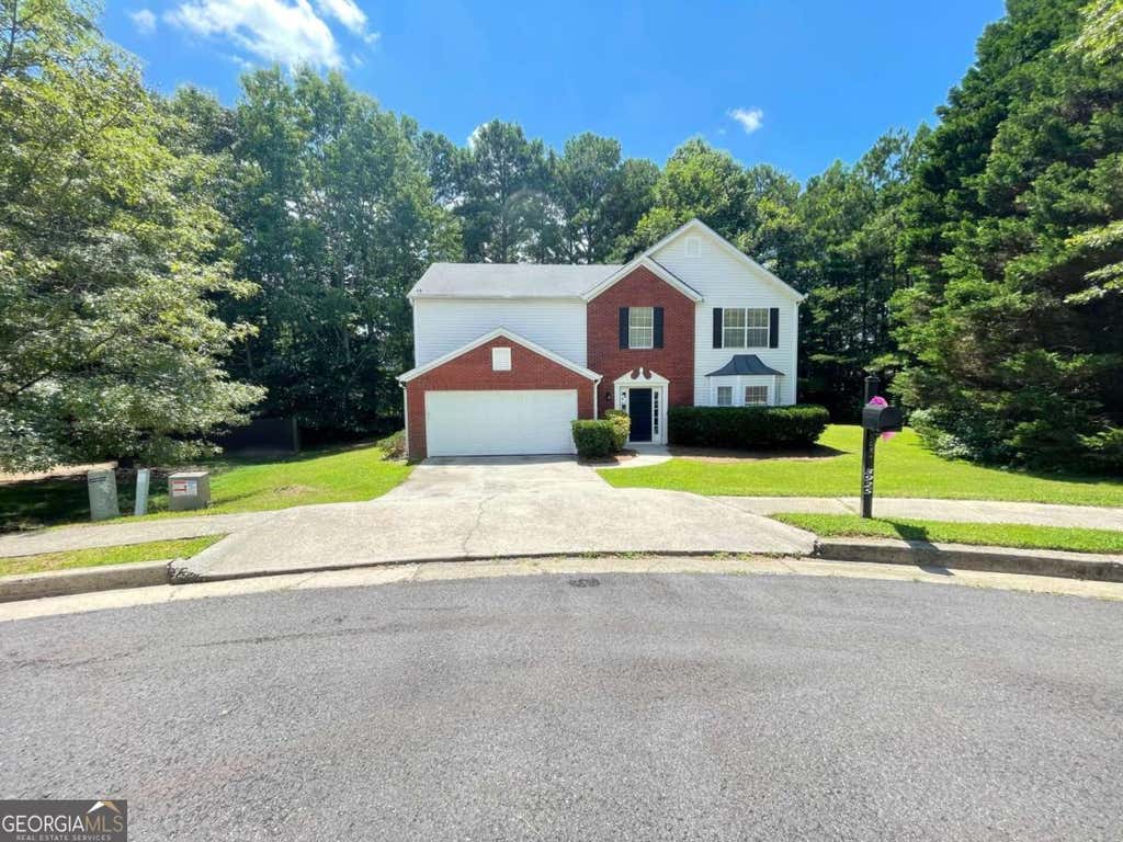 Photo of 3925 Bradford Walk Trail, Buford, GA 30519 (MLS # 10814067)