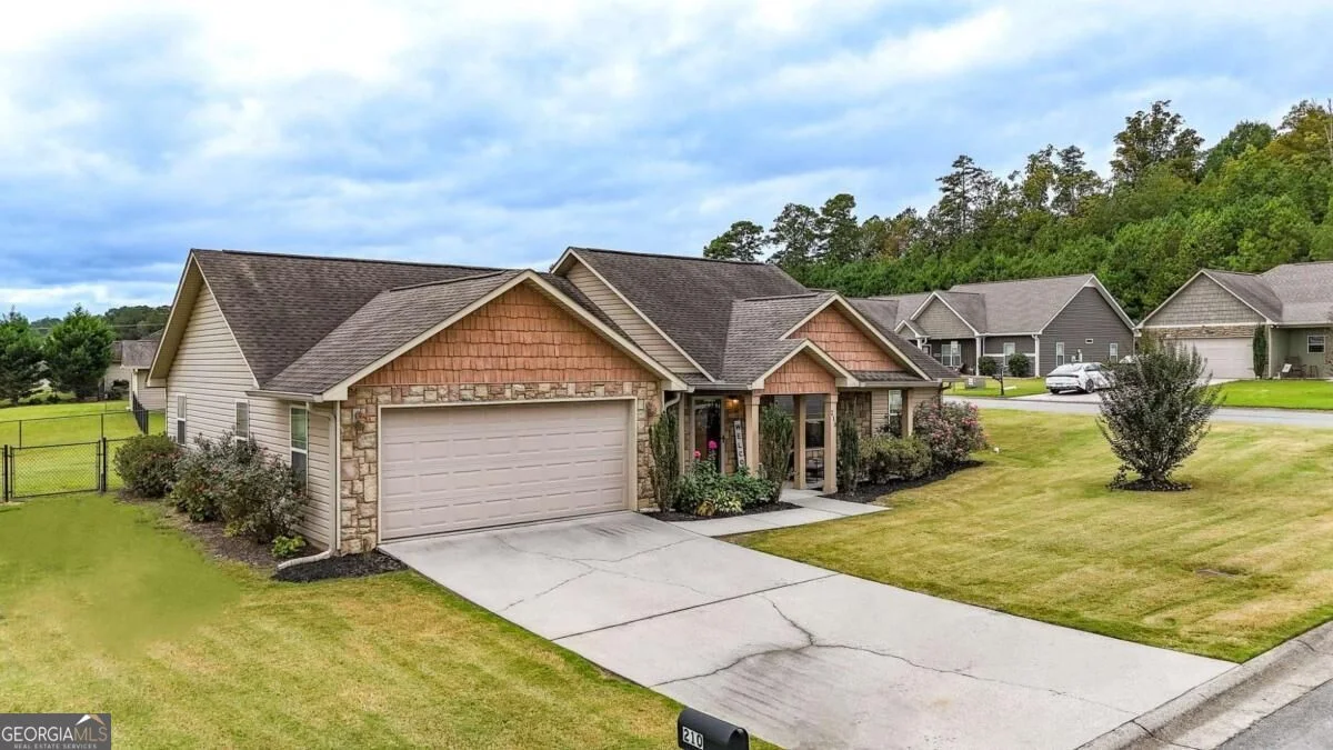 210 Madison Drive SW, Calhoun, GA, 30701