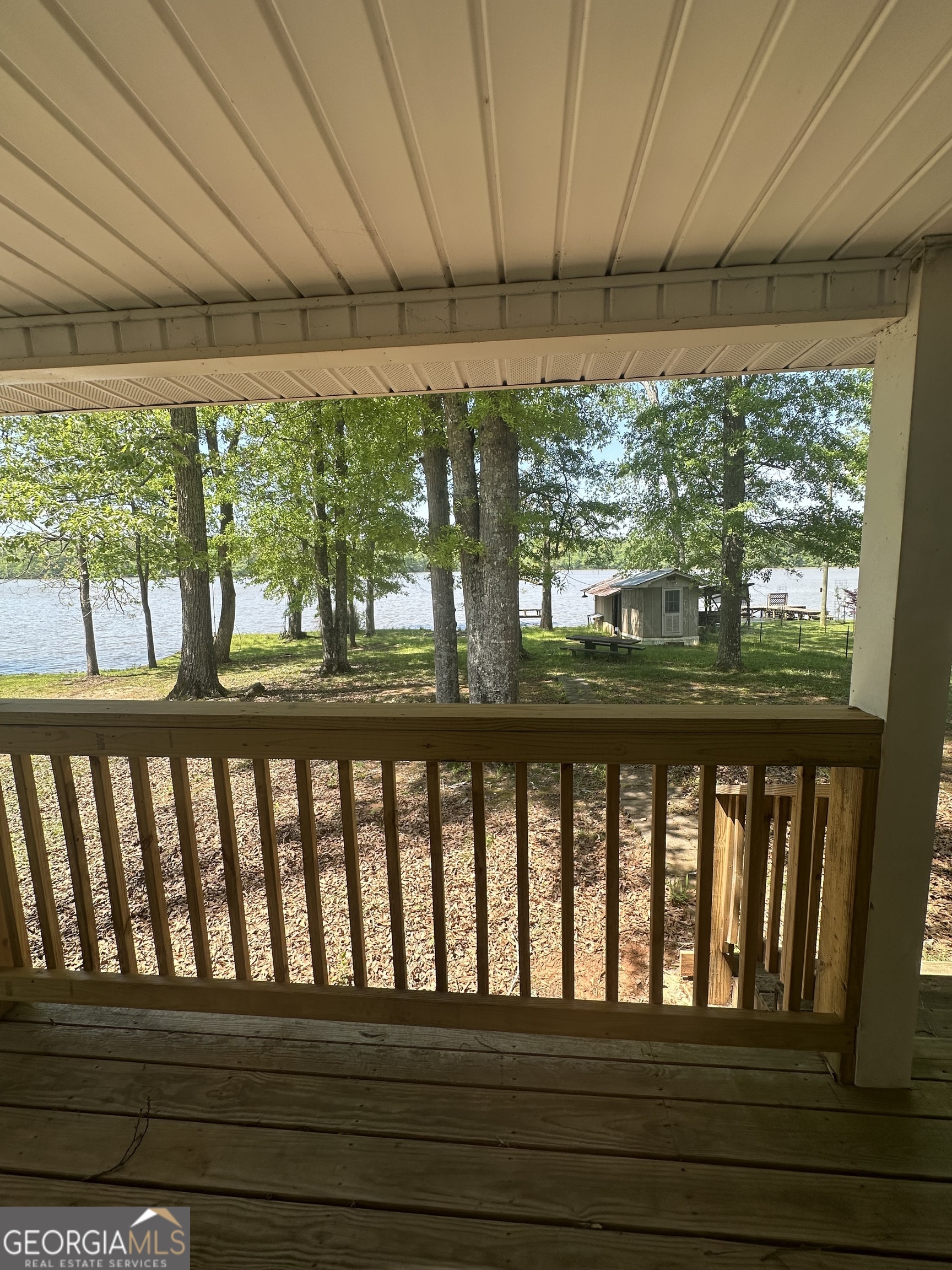 157 Weavers Lake Front RD