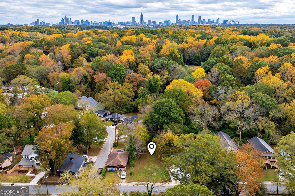 Photo of 18 Johnson Road NW, Atlanta, GA 30318 (MLS # 10880676)