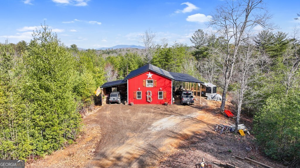 643 White Pine RD