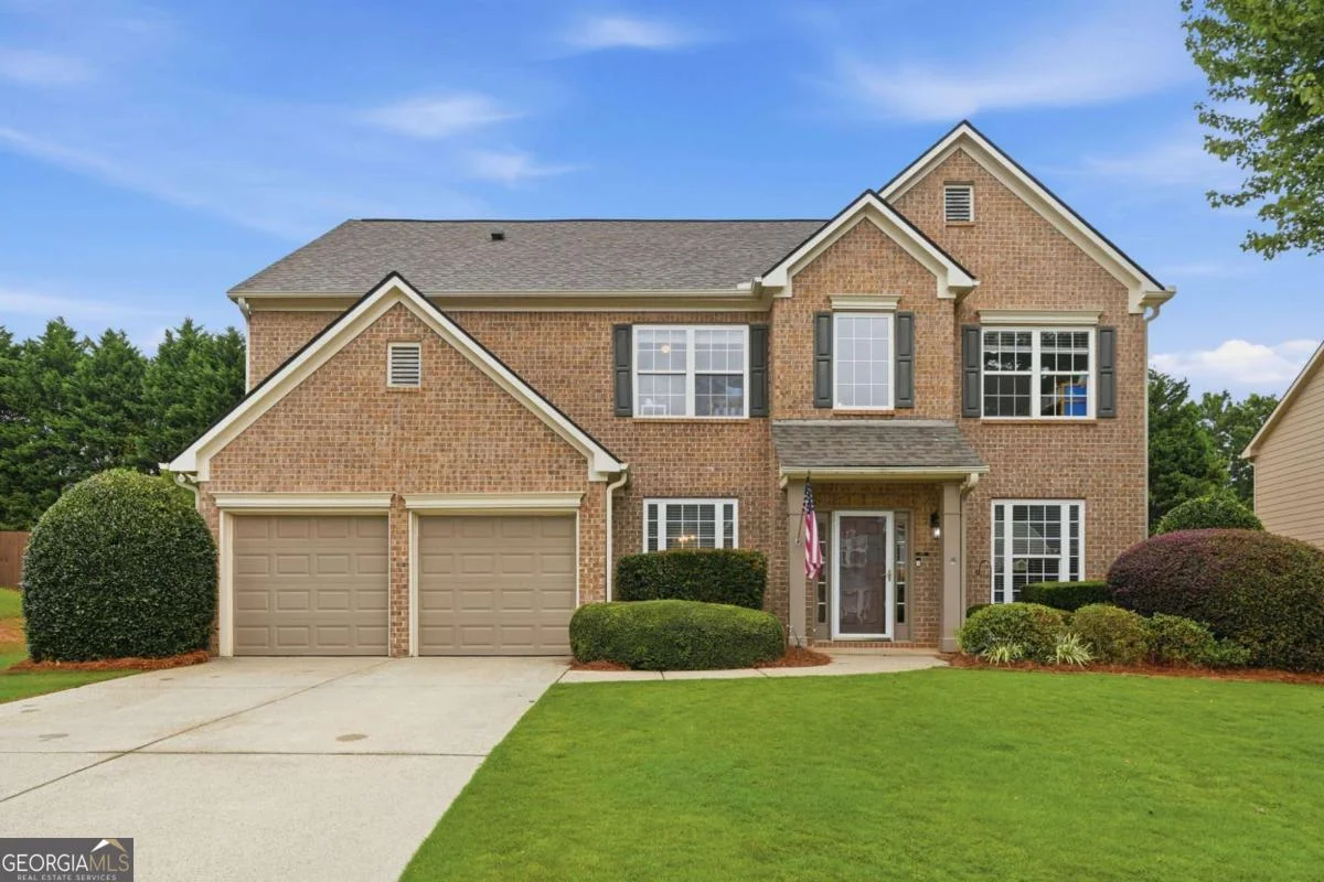 5165 Huntington Crest Lane