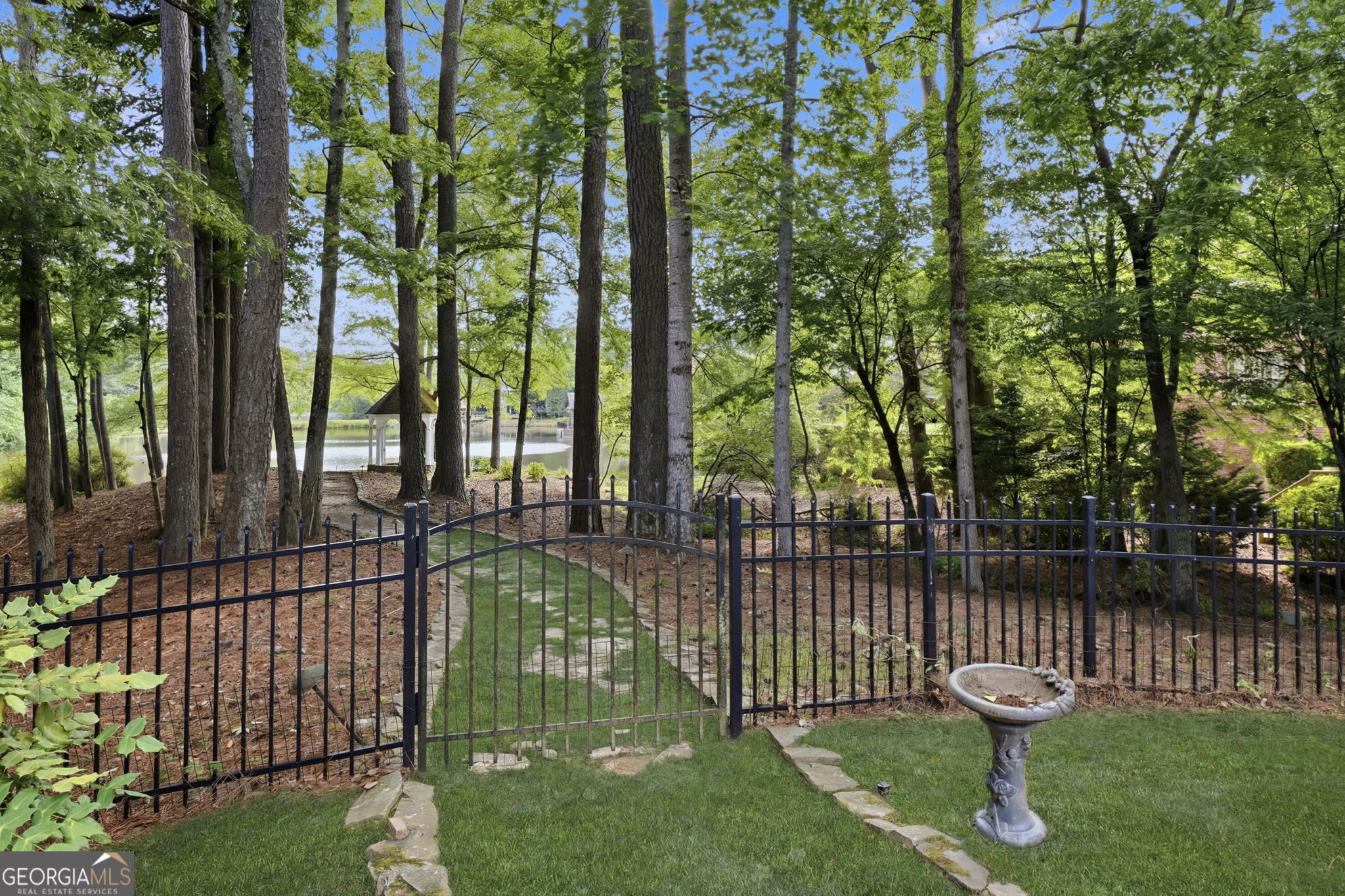 972 Moores Walk LN