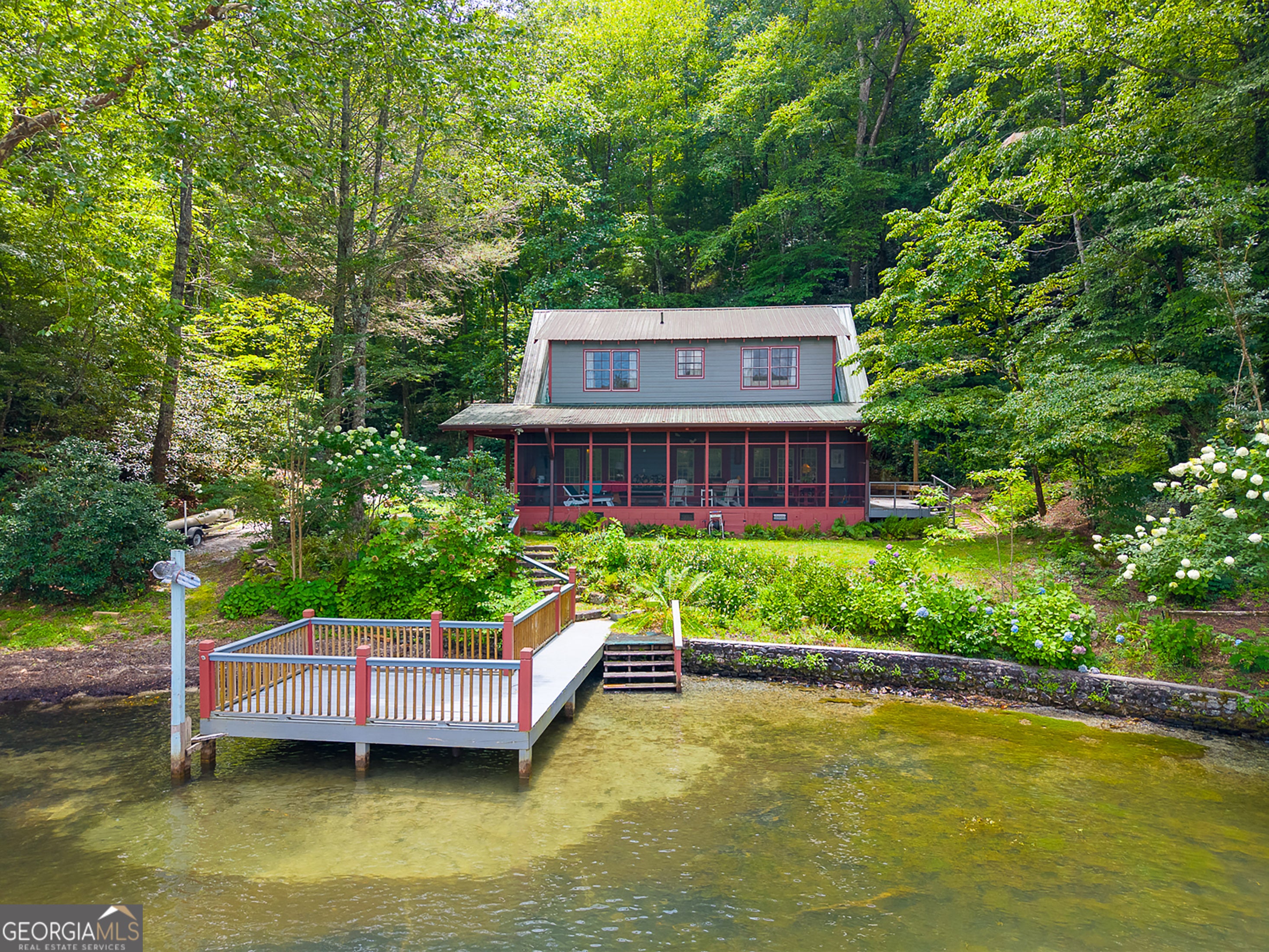 817 E Wildcat RD