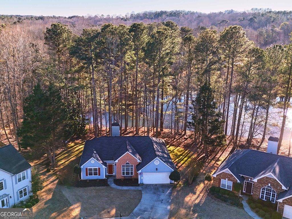 Photo of 412 Antler Lane, Suwanee, GA 30024 (MLS # 10692798)