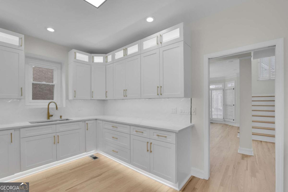 3 Highland Park LN NE