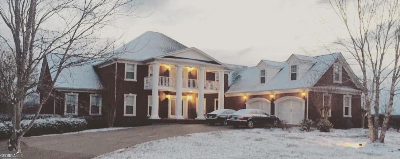 1224 Walker RD