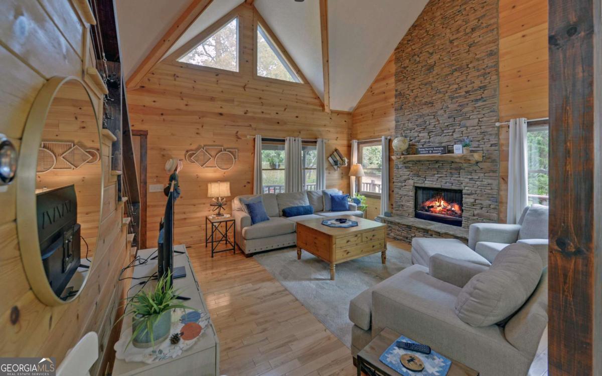 2509 Brookhaven DR