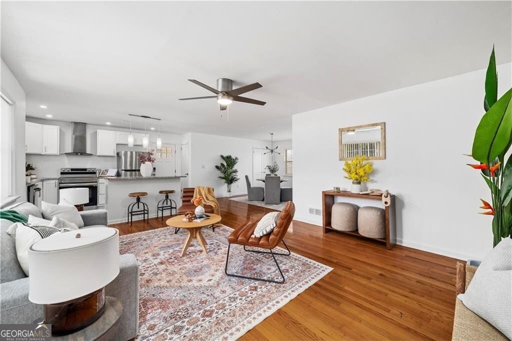 Photo of 2440 Edgewater Drive SW, Atlanta, GA 30311 (MLS # 10704910)