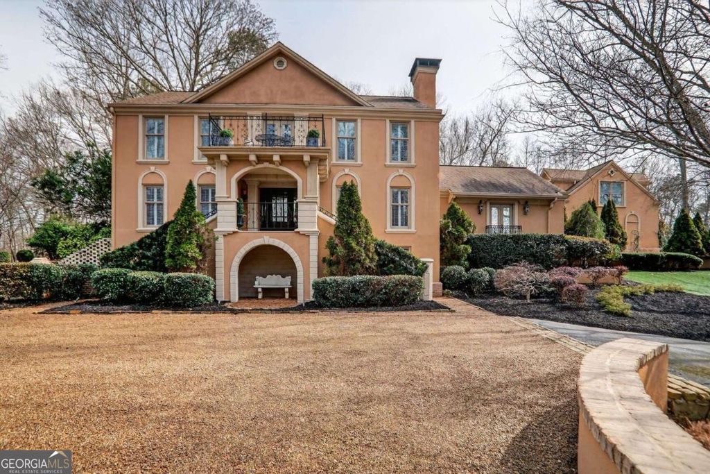 Photo of 12805 Bucksport Drive, Roswell, GA 30075 (MLS # 10691091)