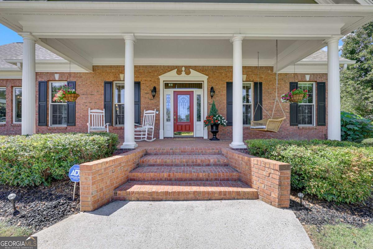 1885 Silver Oak DR