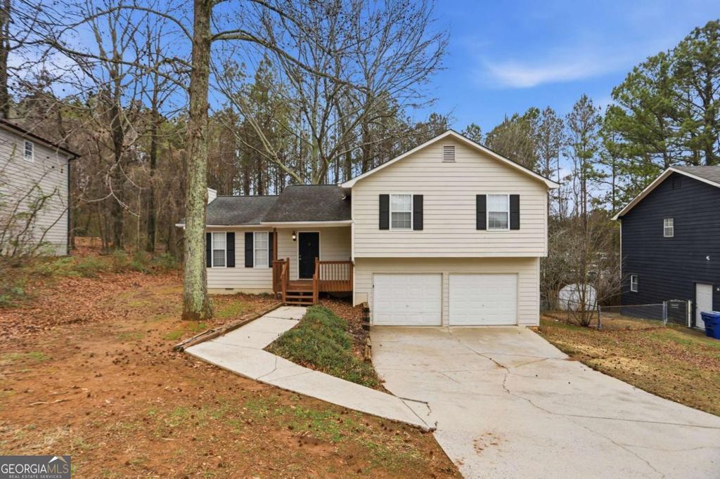 Photo of 113 Hampton Drive, Dallas, GA 30132 (MLS # 10703957)
