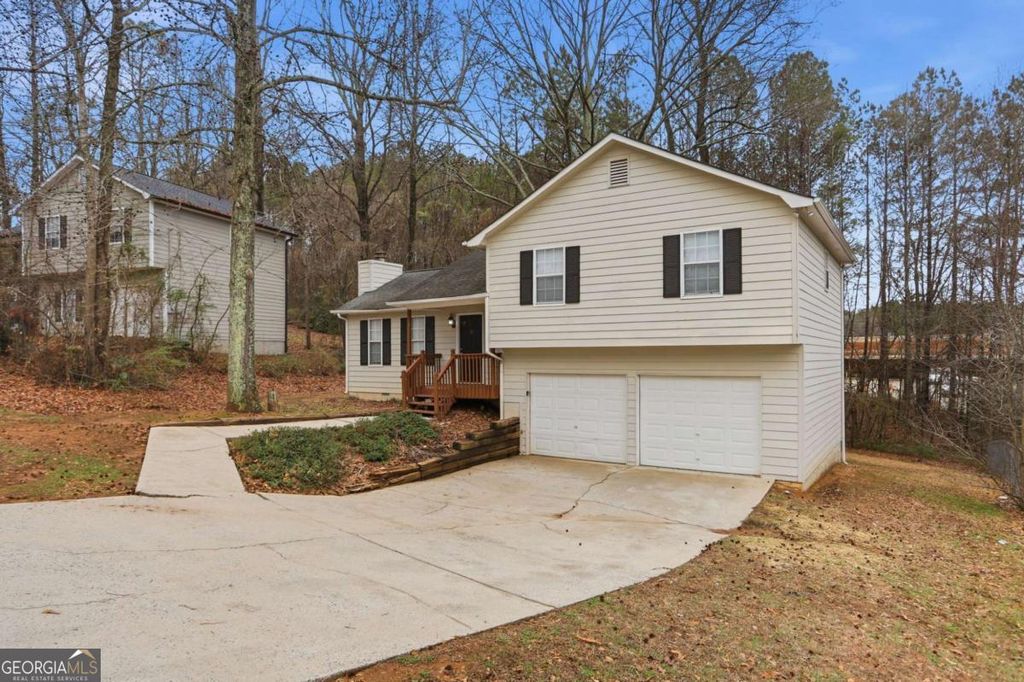 Photo of 113 Hampton Drive, Dallas, GA 30132 (MLS # 10703957)