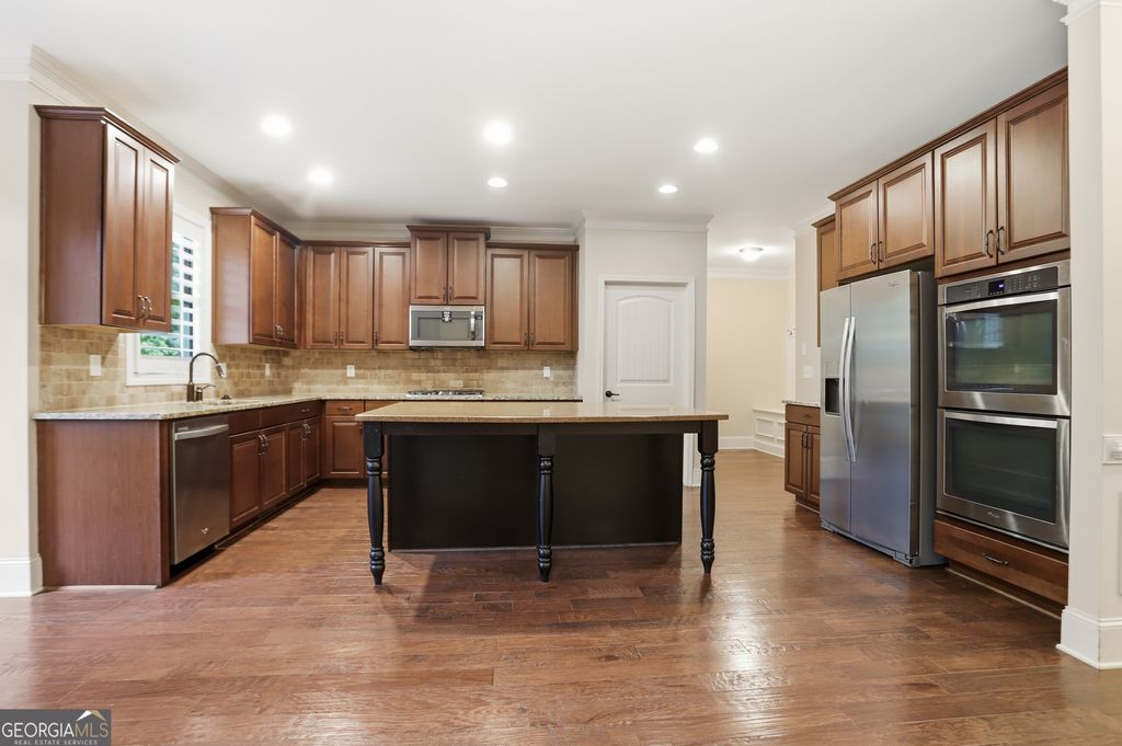 Photo of 115 Cochran Farms Drive, Roswell, GA 30075 (MLS # 10741020)