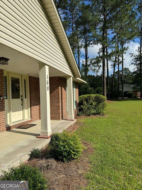 A home in Baxley