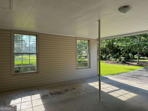 A home in Baxley