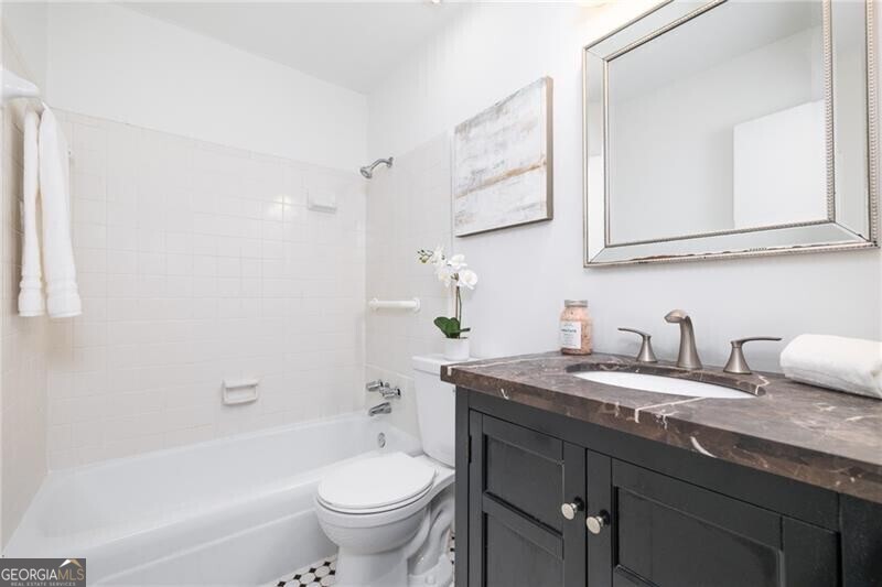 Smyrna, Georgia 30080, United States, 3 Bedrooms Bedrooms, ,2 BathroomsBathrooms,Residential,Active,97623