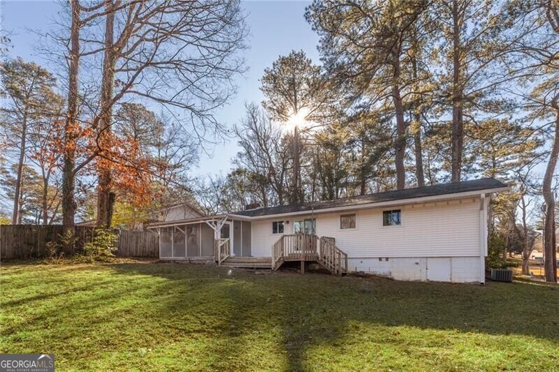 Smyrna, Georgia 30080, United States, 3 Bedrooms Bedrooms, ,2 BathroomsBathrooms,Residential,Active,97623