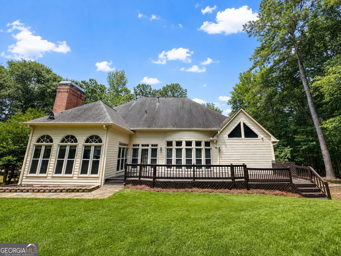 401 Sturdivant CT