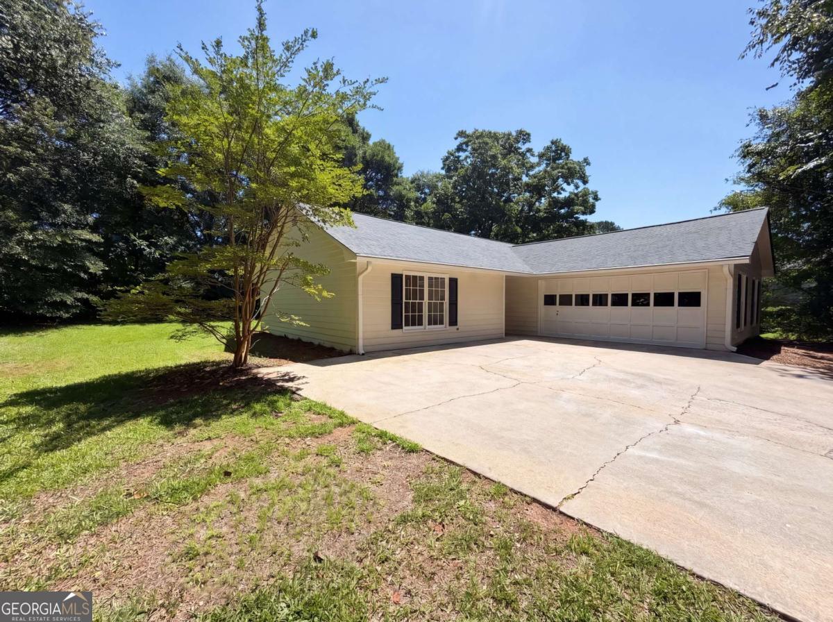 358 Cross Creek PL