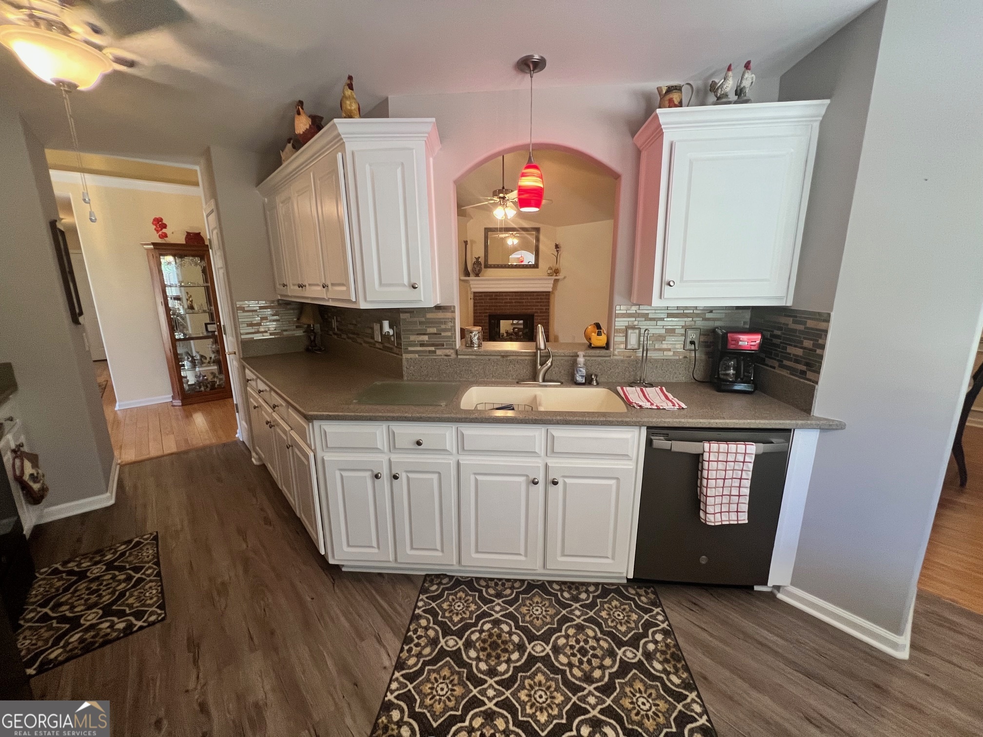 826 Crystal Meadow DR