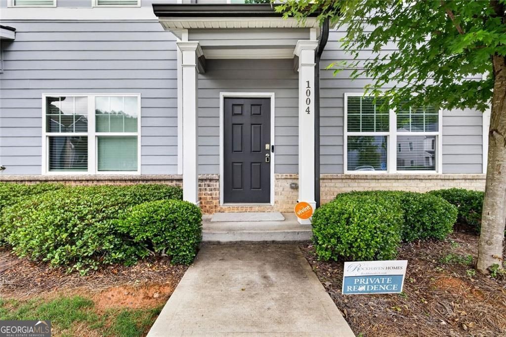 585 McWilliams RD SE 1004