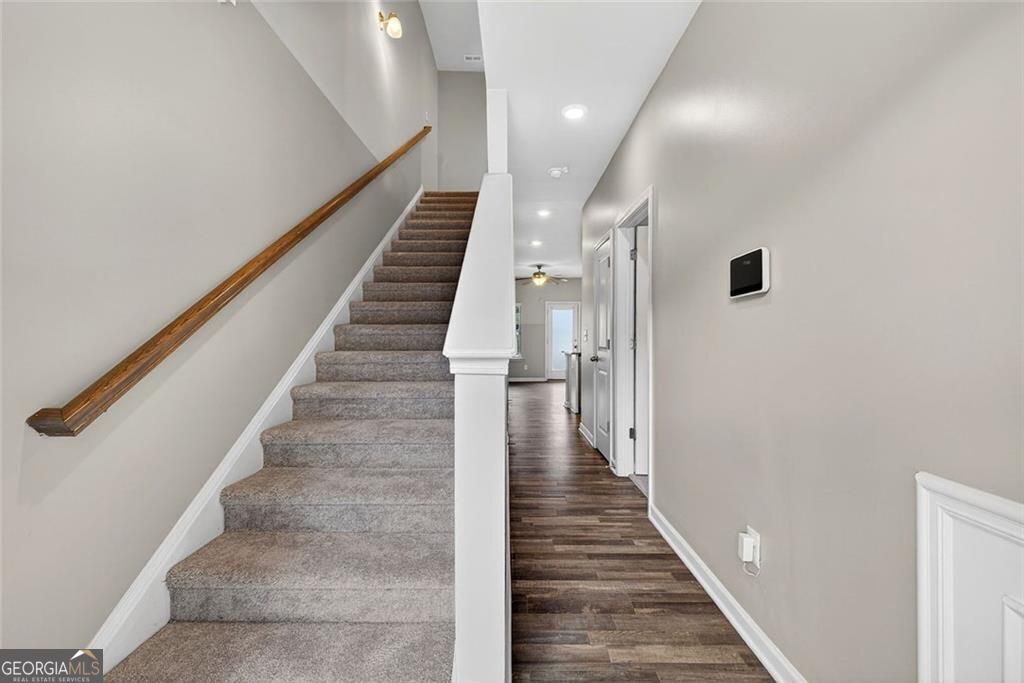 585 McWilliams RD SE 1004