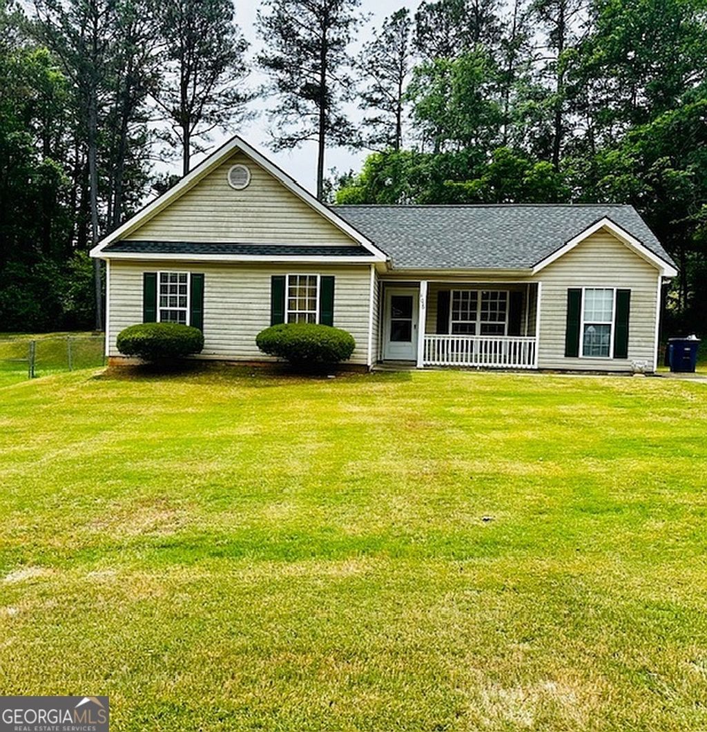 Photo of 106 Ridgefield Circle, Lagrange, GA 30241 (MLS # 10736676)