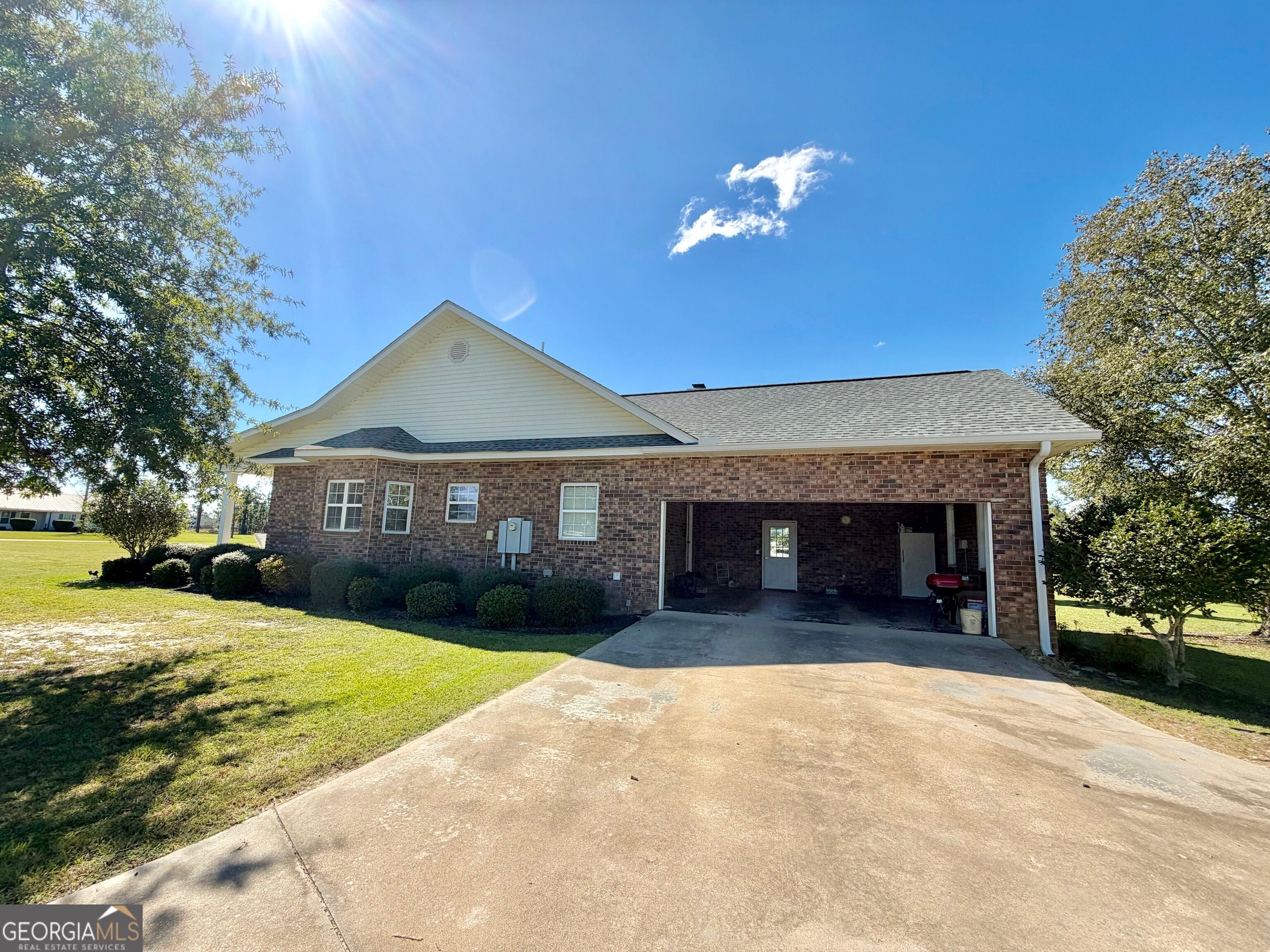 64 Lawton Crosby RD