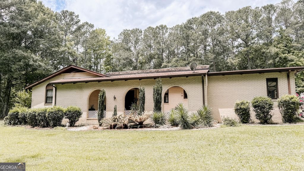 Photo of 1531 Ethridge Mill Road, Griffin, GA 30224 (MLS # 10770872)