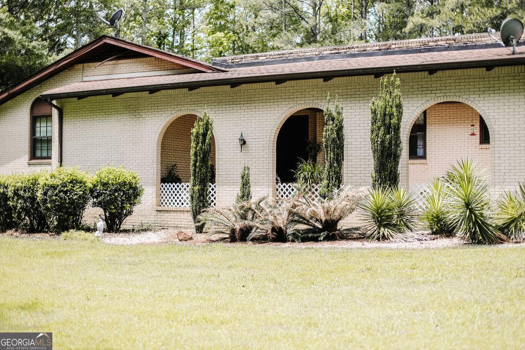 Photo of 1531 Ethridge Mill Road, Griffin, GA 30224 (MLS # 10770872)