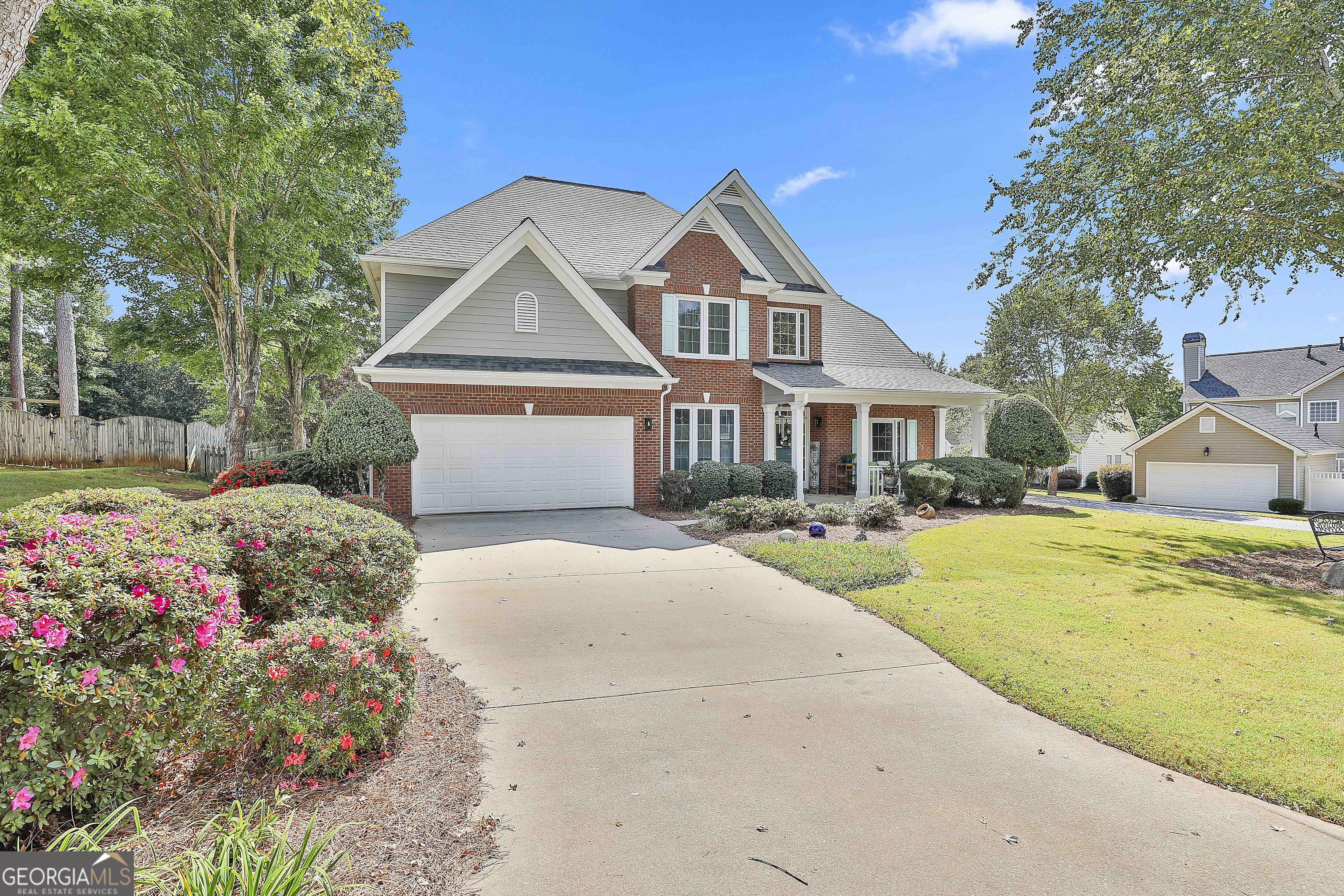 145 Pine CRES