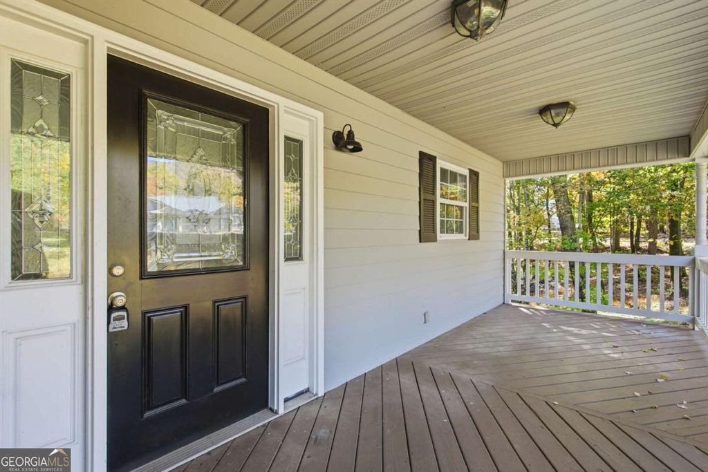 Photo of 622 Spring Crest Road, Cleveland, GA 30528 (MLS # 10669110)