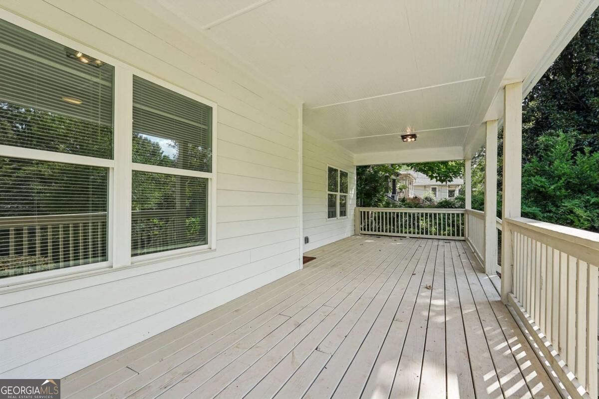 809 Dill AVE SW