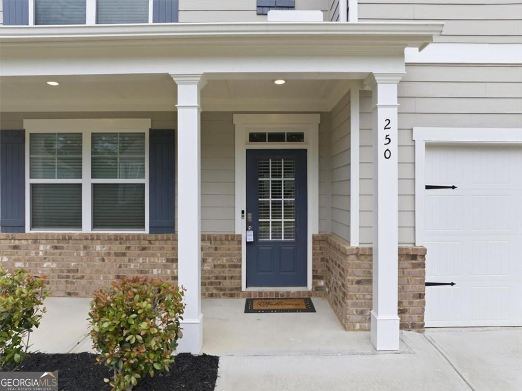 250 Sweet Bay LN