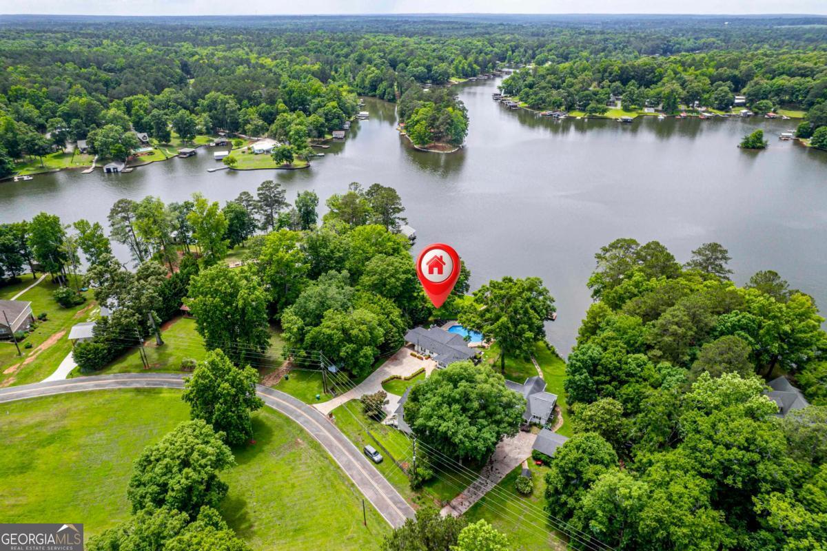 339 Thomas DR