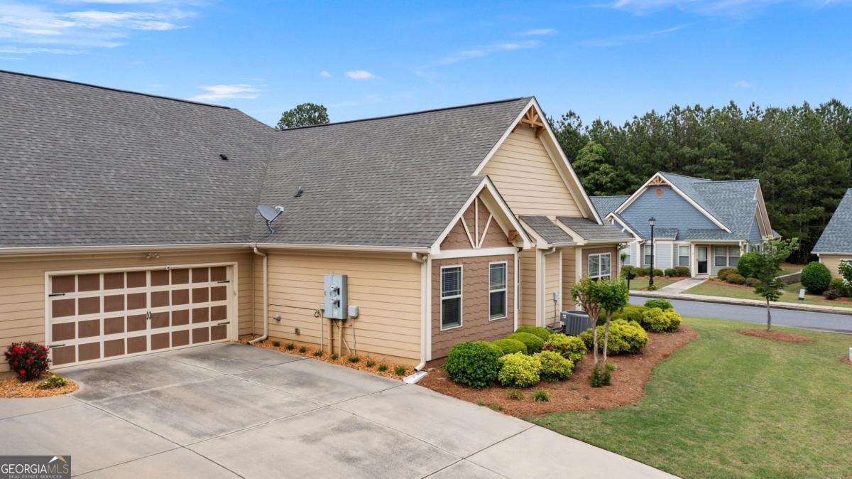 6 William DR NE 47