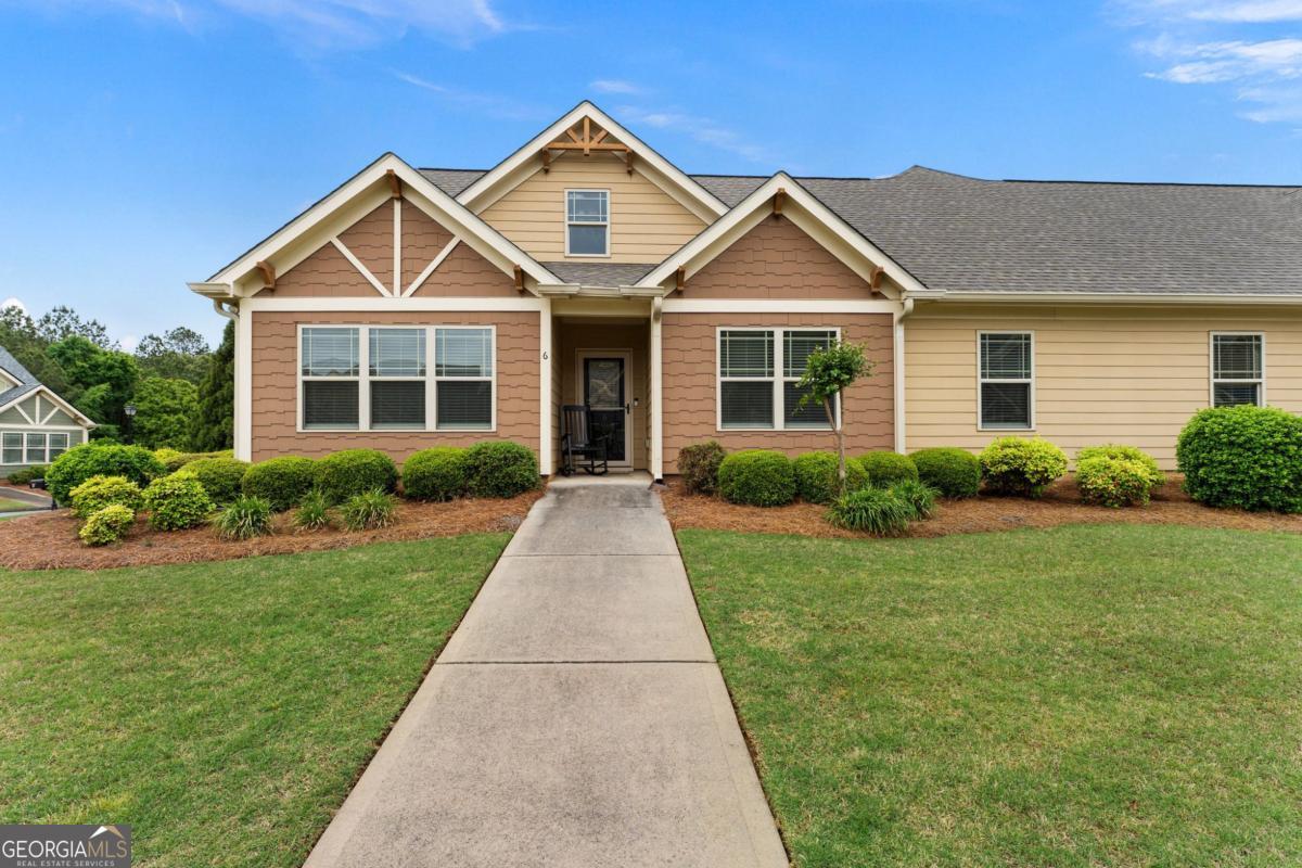 6 William DR NE 47
