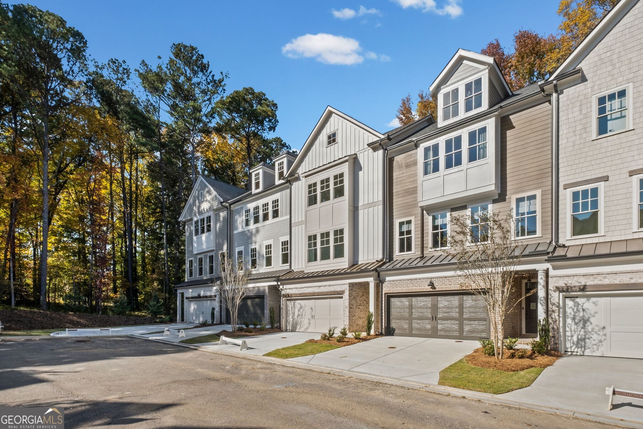 1983 American WAY 27