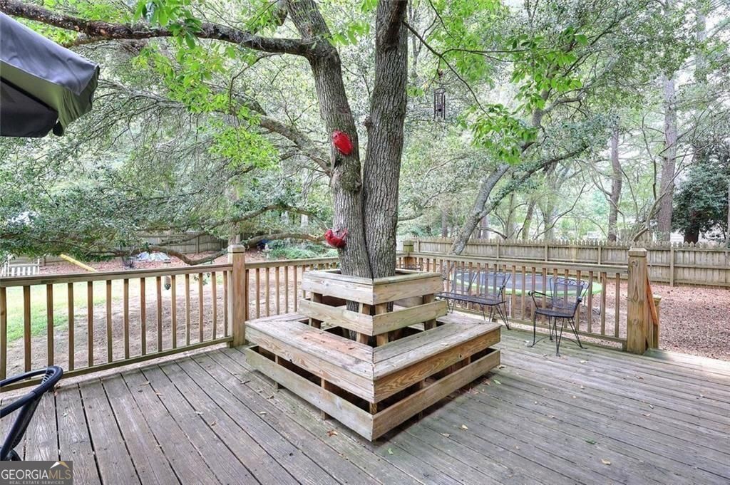 312 Gates Mill DR