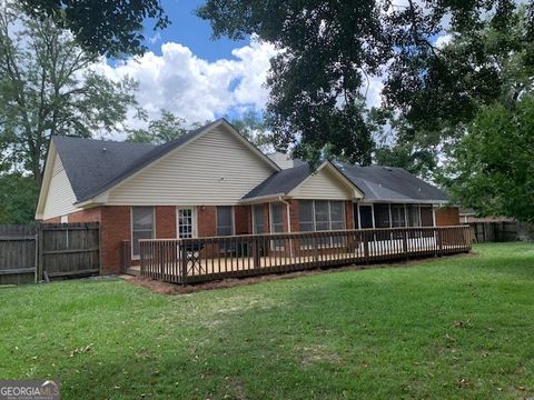 A home in Valdosta