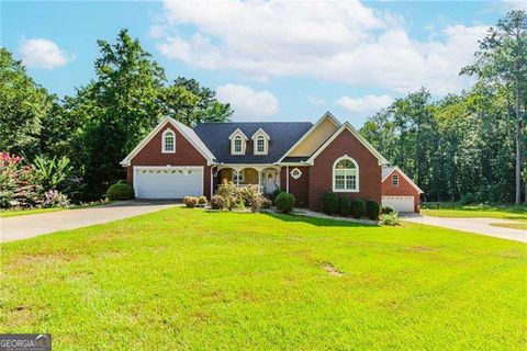 323 Maddox CIR Jackson GA 30233