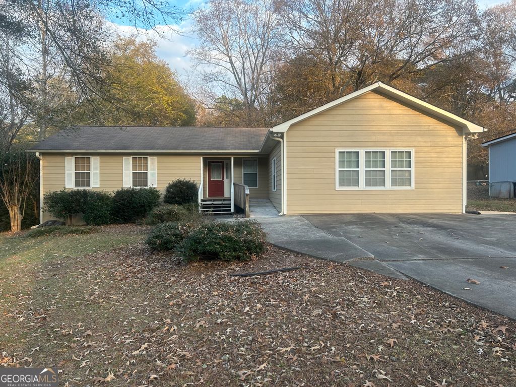 Photo of 160 Wellington Drive, McDonough, GA 30252 (MLS # 10657893)